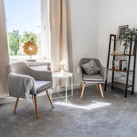 Ruhige, Zentrale Fuer 8 Mit Parkplatz Appartamento *